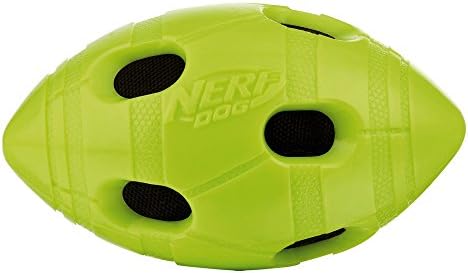 Гумена играчка за кучета Nerf Dog Баш Футбол с интерактивни криза, Лек, Здрав и водоустойчив, 4 Инча за средни