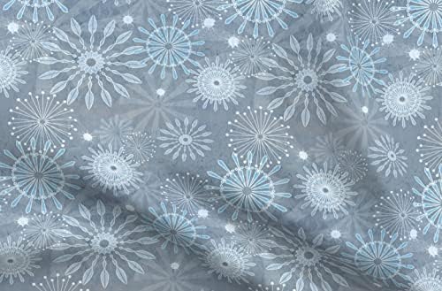 Плат Spoonflower - Сиво-Сини Зимни Снежинки с Принтом на Венчелистчетата Маркова Памучен Плат, Дебел Четвърт -
