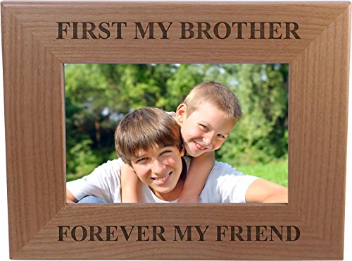 Първият Брат Ми, Завинаги, Моя Приятел, Дървена Рамка за снимки с размери 4x6 Инча - Чудесен подарък за рождения