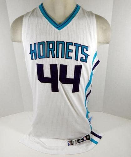 2015-16 Шарлот Хорнетс Франк Камински №44 В бяла тениска Начинаещ № 75 - Използвана игра в НБА