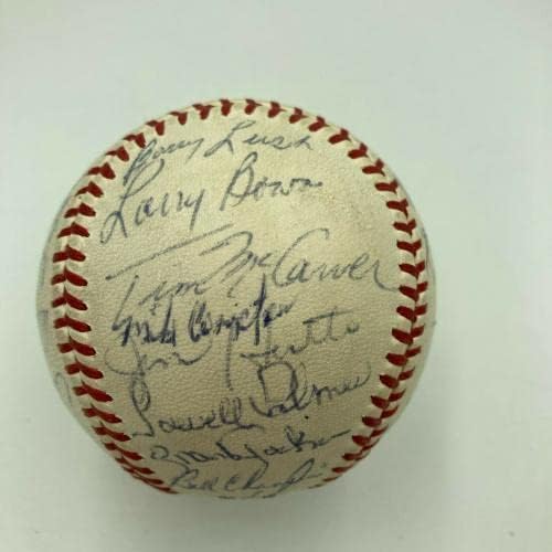 1969 Отбор Филаделфия Филис Подписа Договор с Националната Бейзболна лига - Бейзболни топки с Автографи