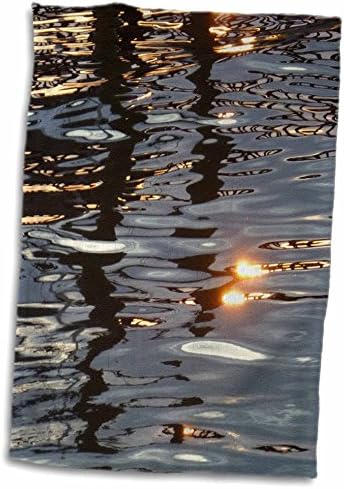 3. Водата Florene Water - Отражението на слънчевата светлина във водата - Кърпи (twl-62426-1)