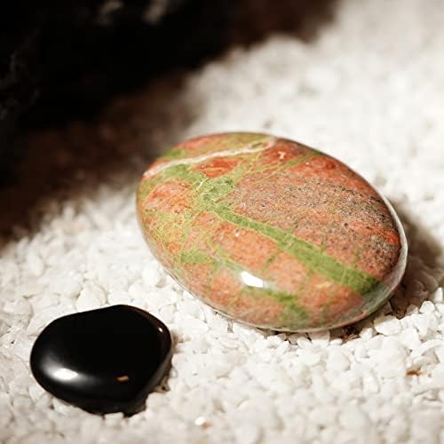 Палмова камък от унакитового кристал с набор от камъни-сърца от черен обсидиан - Естествени камъни Чакра терапия