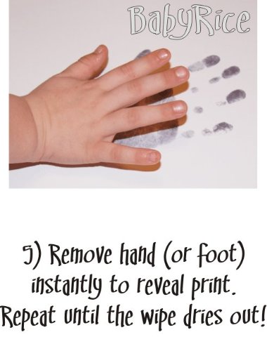 Комплект детски отпечатъци на ръцете и краката BabyRice / Черни Отпечатъци без мастило / Сребриста рамка с черна стена на Дисплея